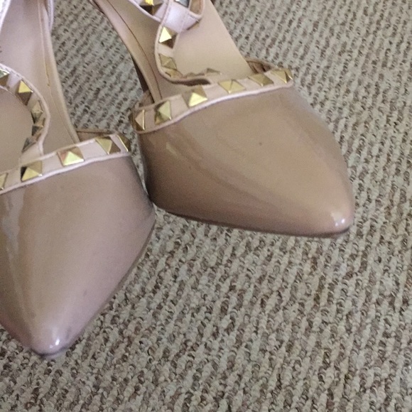 Very good condition worn once Rock Studded Pumps 7 - Picture 6 of 7